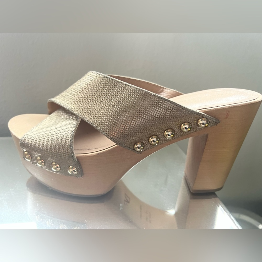 DVF Sandals